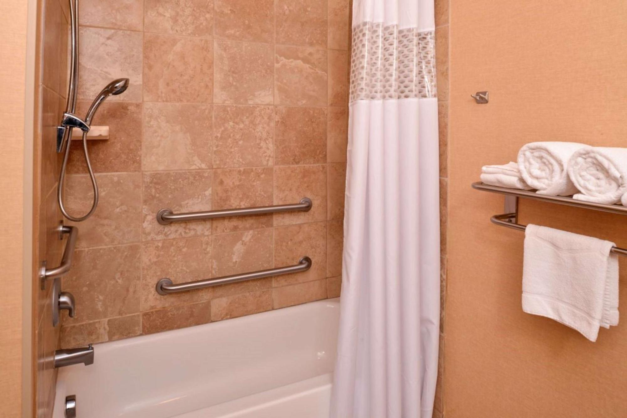 מלון Hampton By Hilton לינקולן מראה חיצוני תמונה